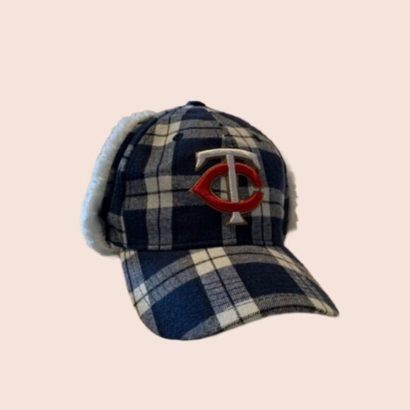 MLB Plaid Minnesota Twins Baseball Cap with Ear Flaps - Picture 1 of 6